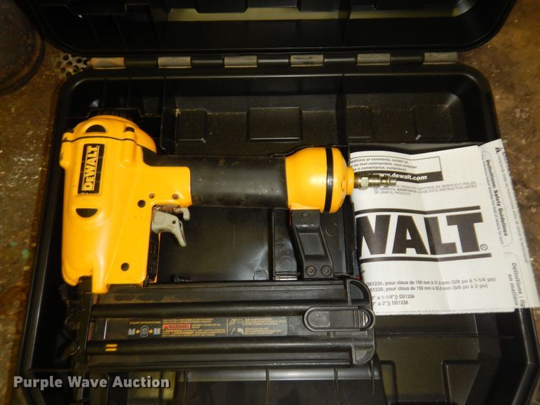 image for item MD9264 (4) nail guns