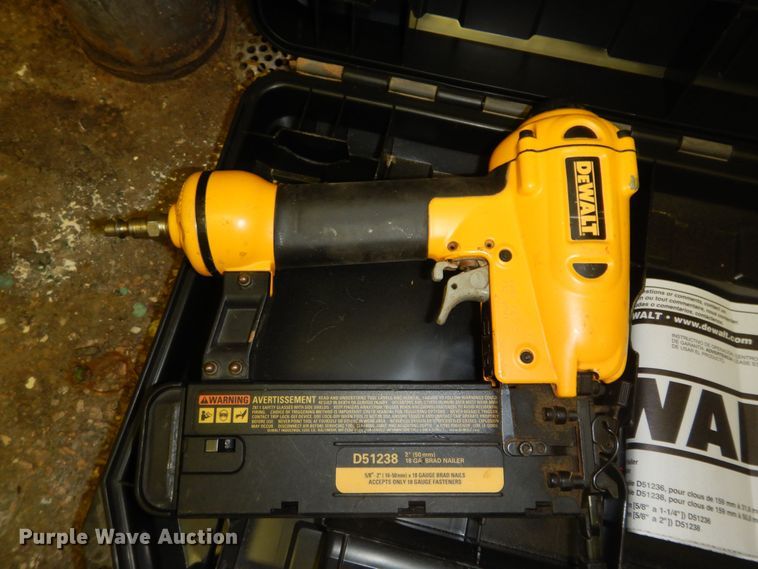 image for item MD9264 (4) nail guns