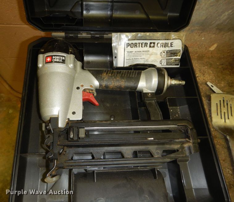 image for item MD9264 (4) nail guns