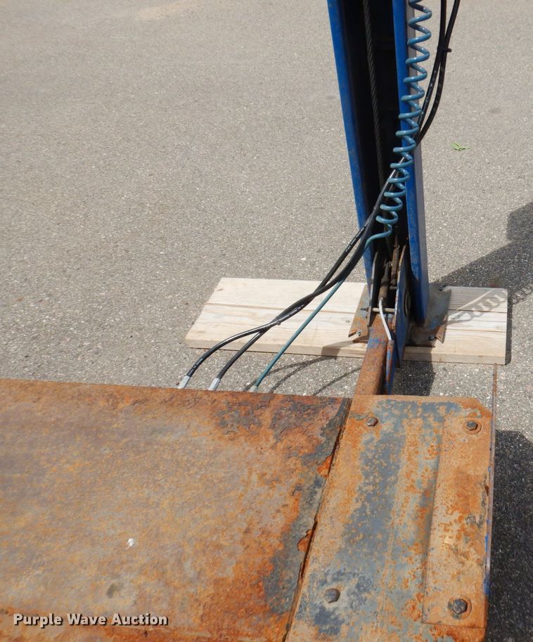 image for item MF9672 2004 Bend Pak HD-12SS  four post automotive lift