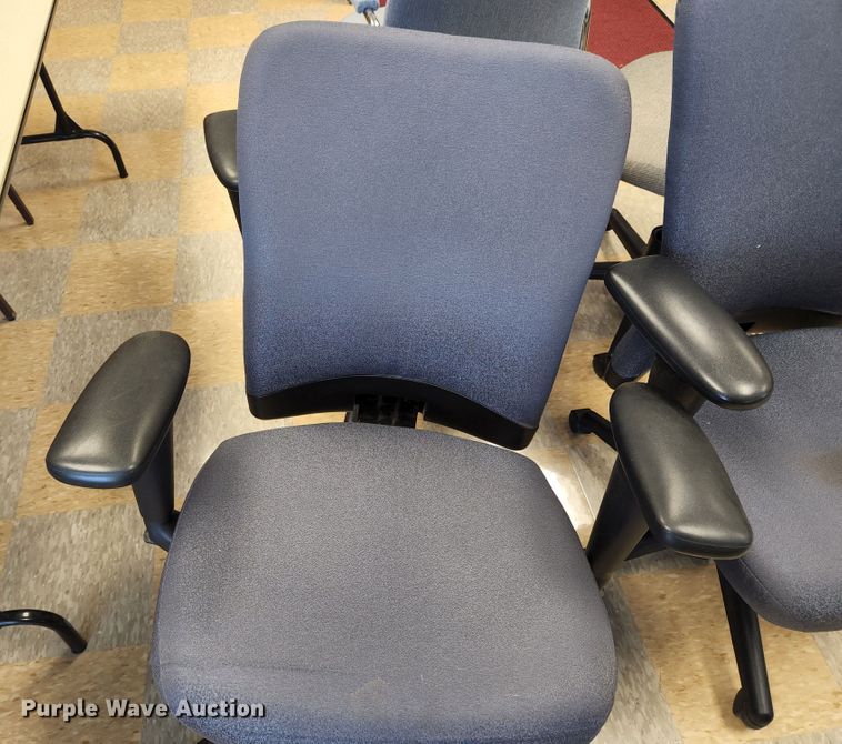 image for item MK9006 (5) chairs