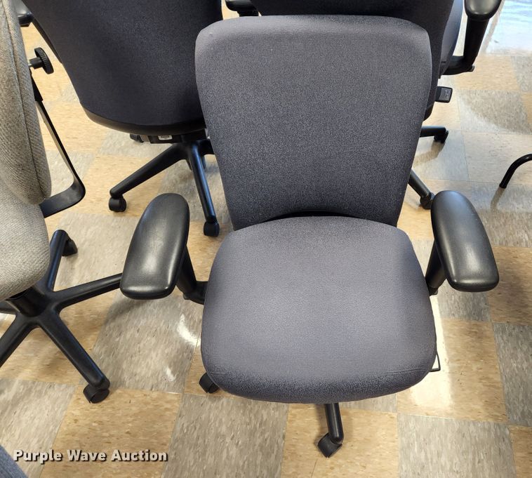 image for item MK9006 (5) chairs