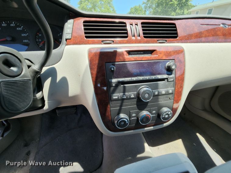 image for item MK9011 2006 Chevrolet Impala LS