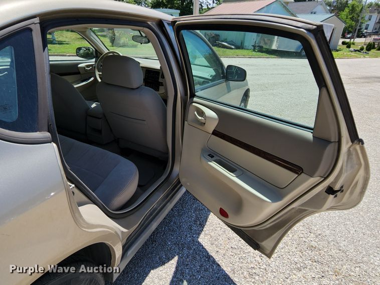 image for item MK9012 2004 Chevrolet Impala