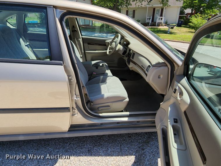 image for item MK9012 2004 Chevrolet Impala