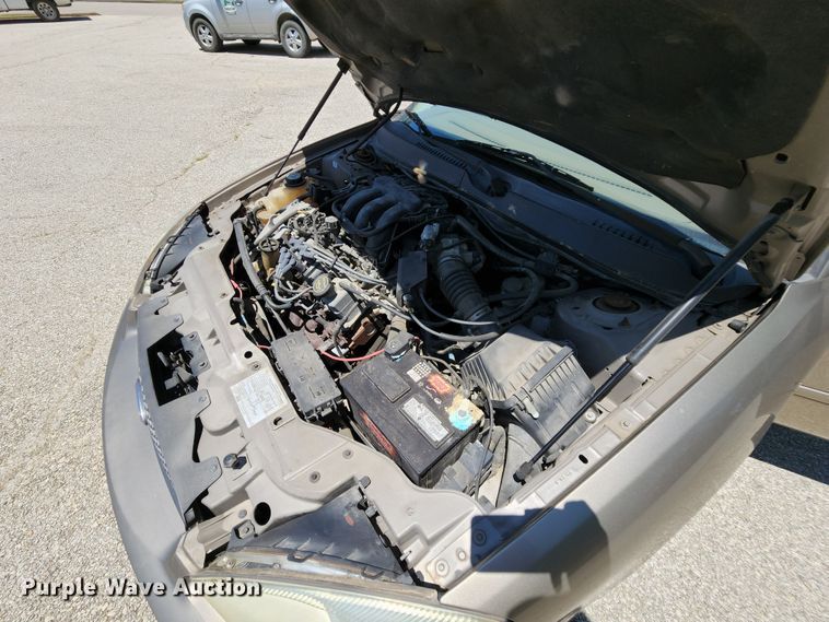 image for item MK9013 2005 Ford Taurus SE