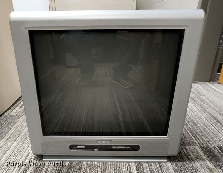 image for item MK9025 Philips 20PT6245/37  20" television
