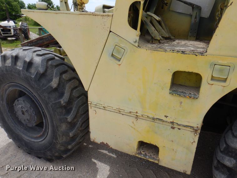 image for item MU9645 Chysler MLT-6CH  telehandler