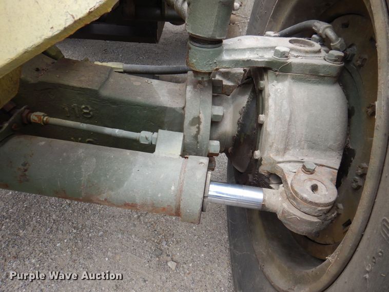 image for item MU9645 Chysler MLT-6CH  telehandler