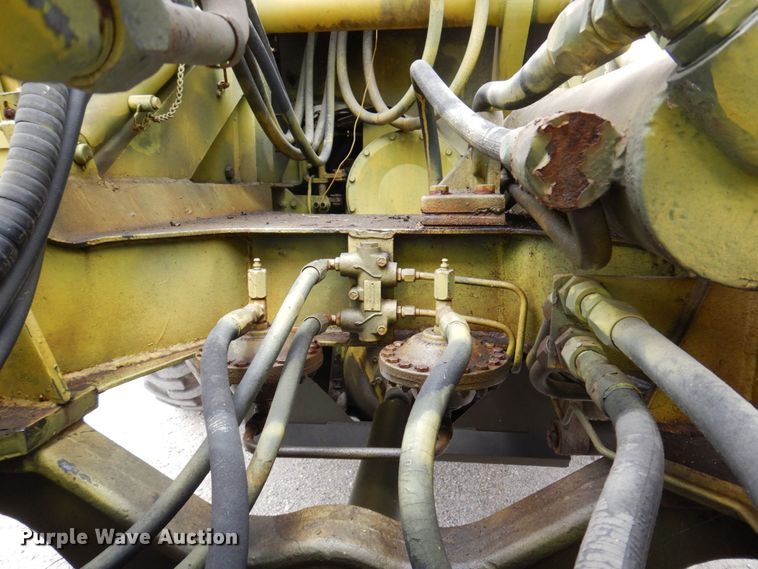 image for item MU9645 Chysler MLT-6CH  telehandler