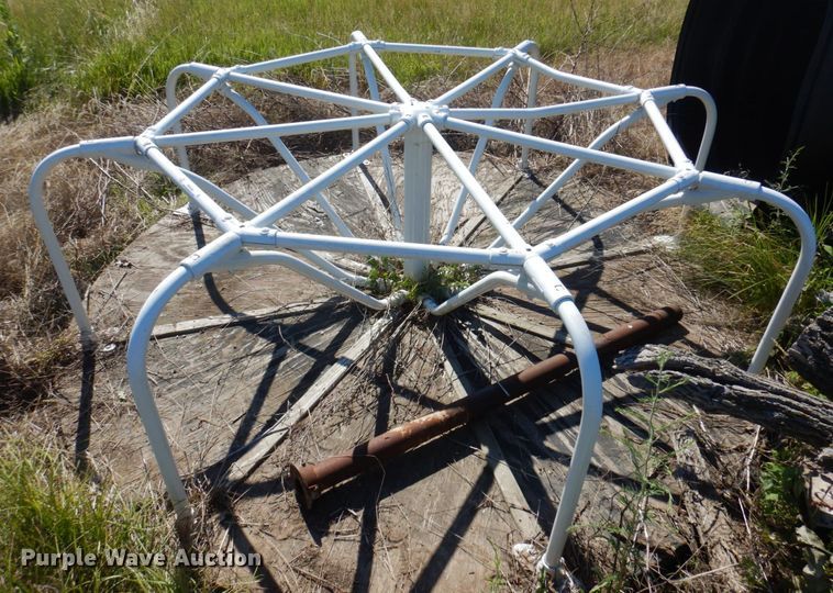 image for item MW9284 (2) merry-go-rounds