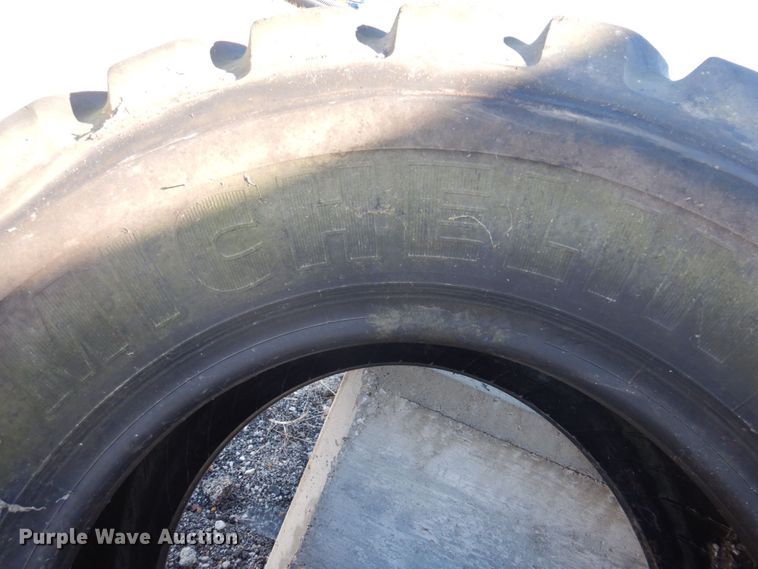 image for item MW9285 (2) Michelin tires