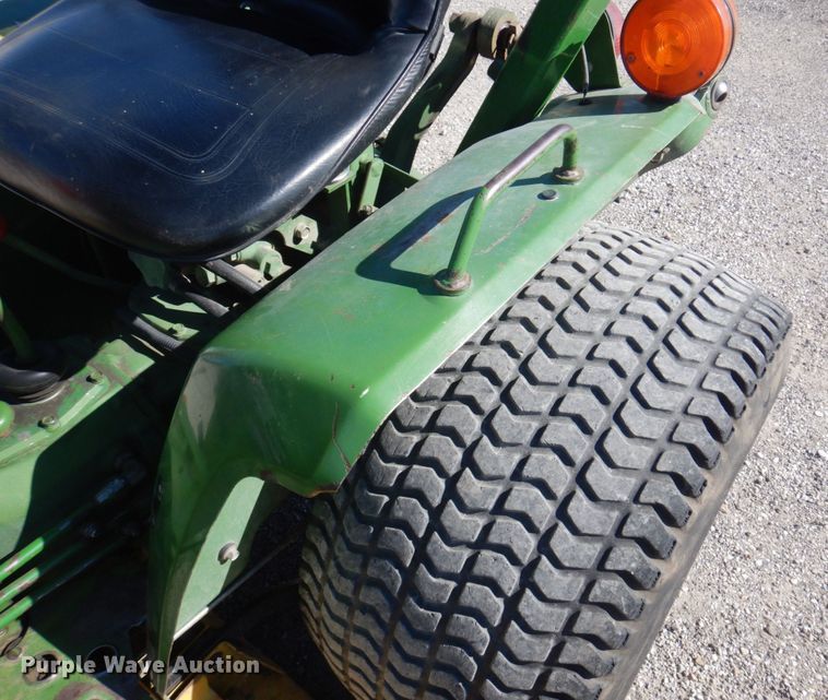 image for item MW9286 John Deere 650  tractor