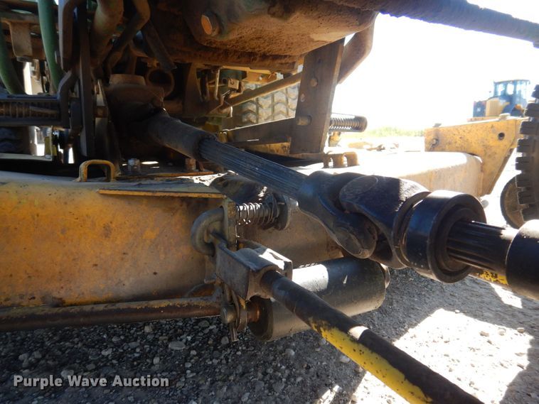 image for item MW9286 John Deere 650  tractor