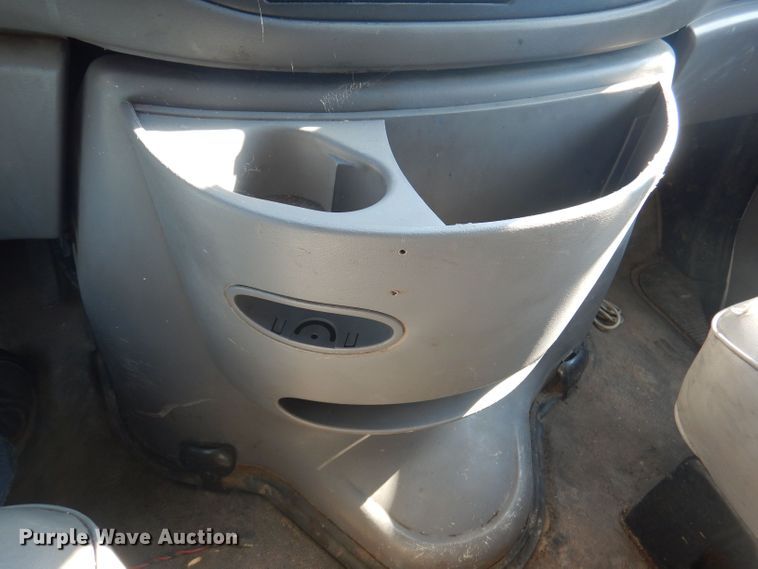 image for item DJ3837 1997 Ford E350  fiber optic splicing truck