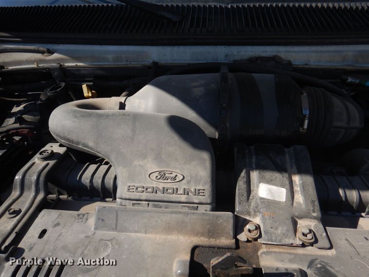 image for item DJ3837 1997 Ford E350  fiber optic splicing truck