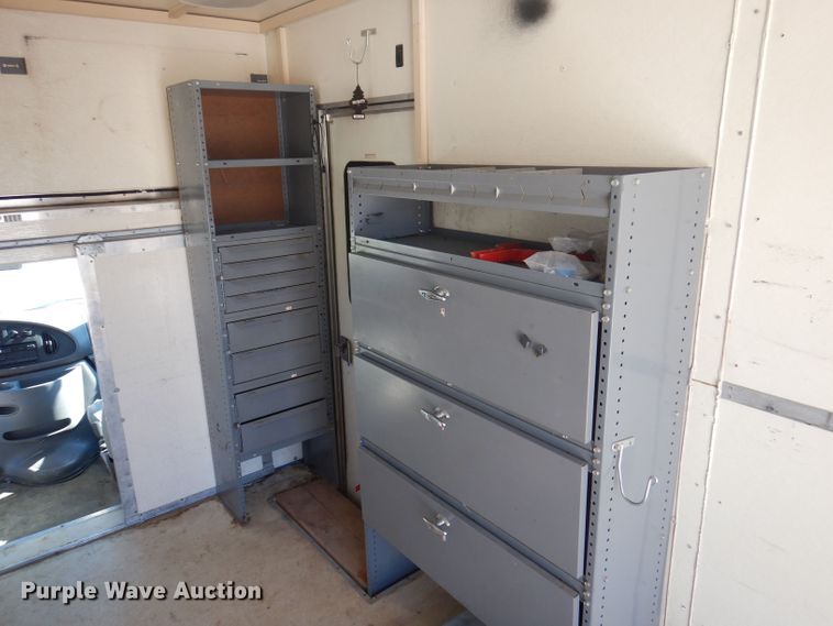 image for item DJ3837 1997 Ford E350  fiber optic splicing truck