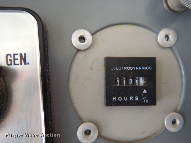 image for item DJ3837 1997 Ford E350  fiber optic splicing truck