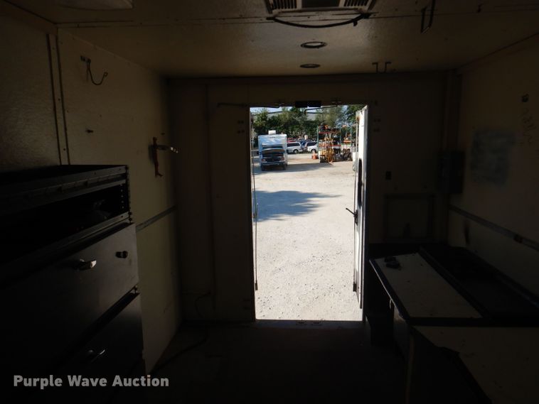 image for item DJ3837 1997 Ford E350  fiber optic splicing truck