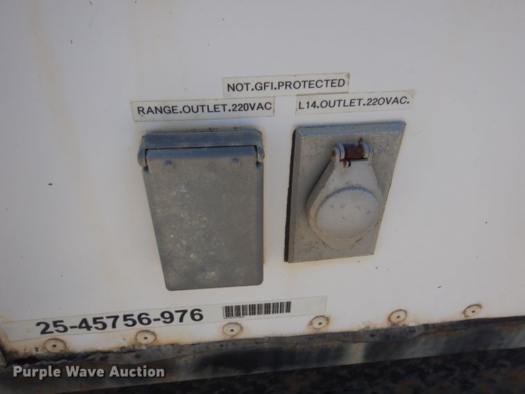 image for item DJ3837 1997 Ford E350  fiber optic splicing truck