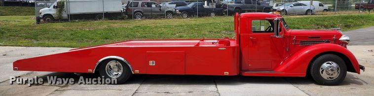 image for item DL6591 1936 Diamond T  car hauler truck