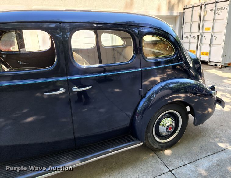 image for item DL6600 1938 Packard