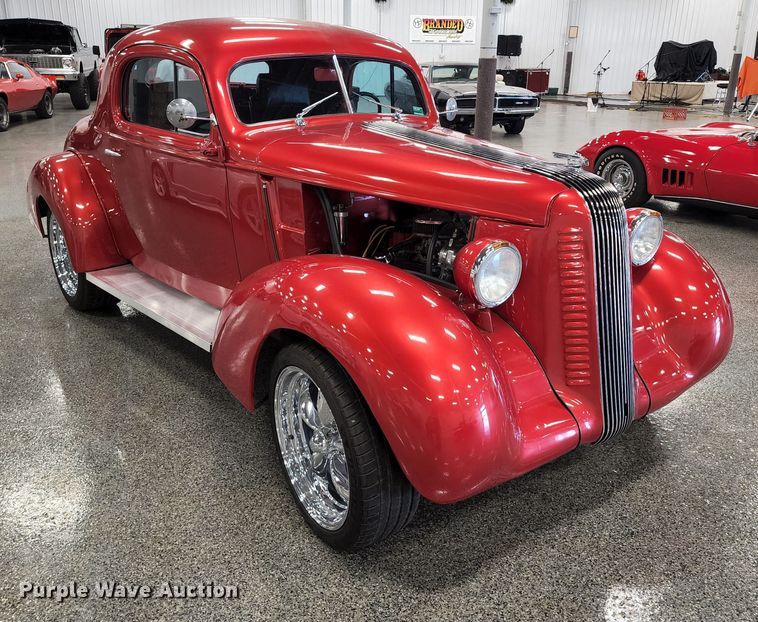 image for item DL6610 1936 Pontiac Deluxe 8