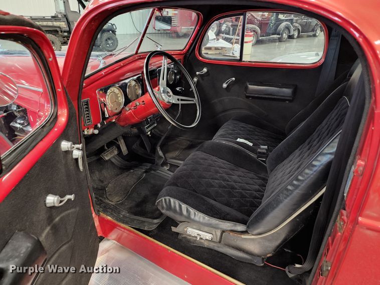 image for item DL6610 1936 Pontiac Deluxe 8