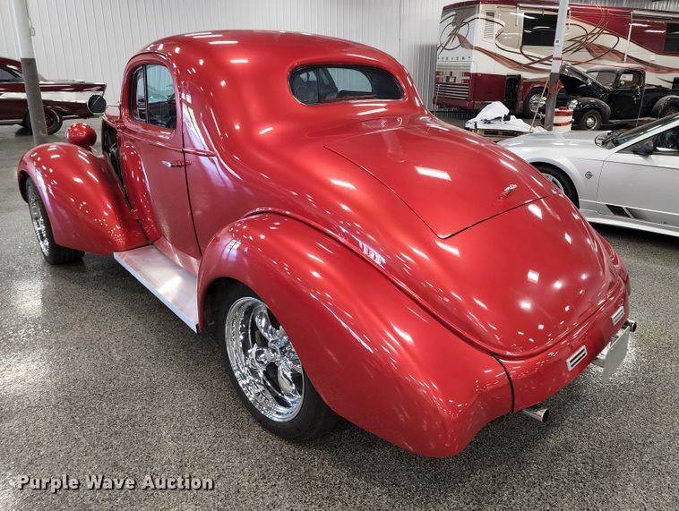 image for item DL6610 1936 Pontiac Deluxe 8