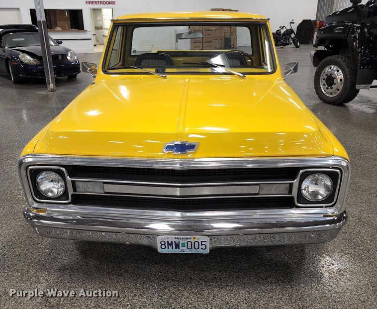 image for item DL6612 1972 Chevrolet  pickup truck