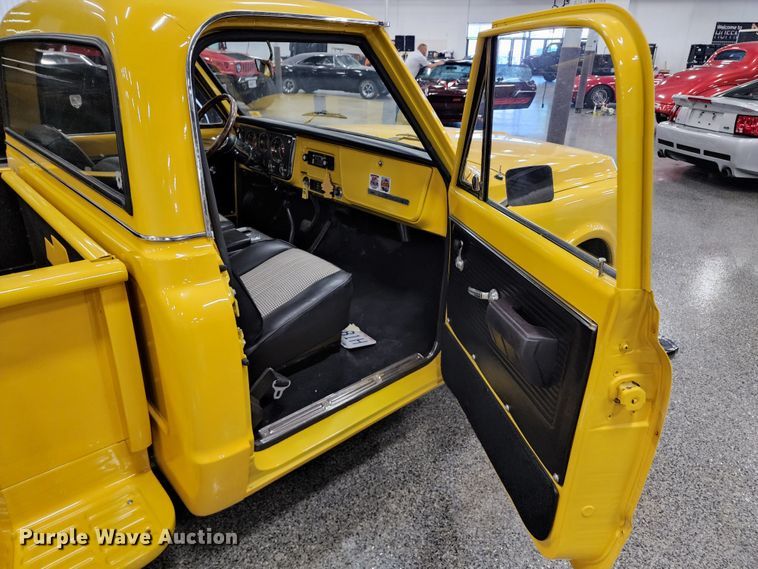 image for item DL6612 1972 Chevrolet  pickup truck