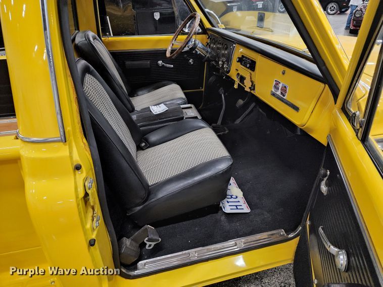 image for item DL6612 1972 Chevrolet  pickup truck