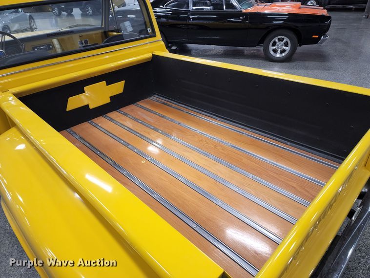 image for item DL6612 1972 Chevrolet  pickup truck