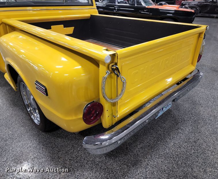 image for item DL6612 1972 Chevrolet  pickup truck