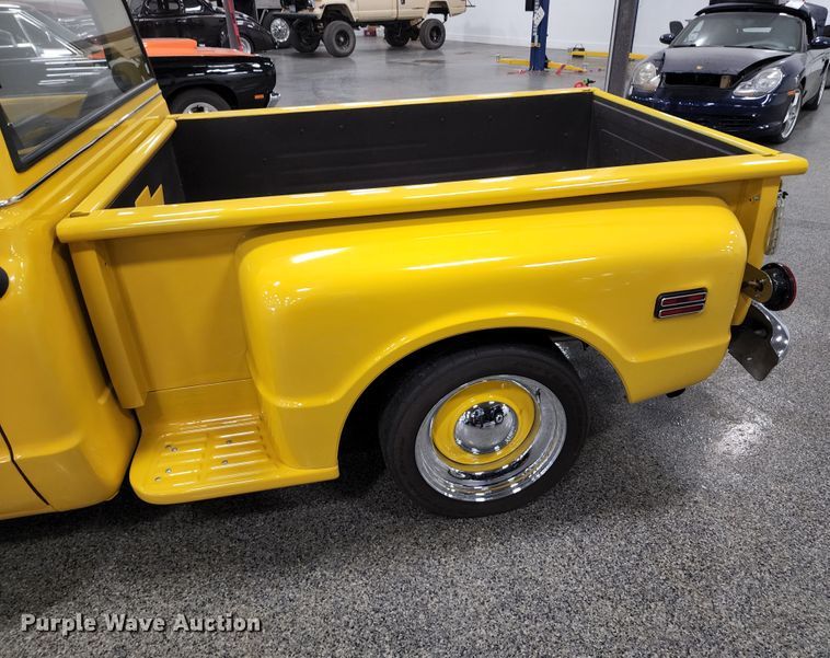 image for item DL6612 1972 Chevrolet  pickup truck