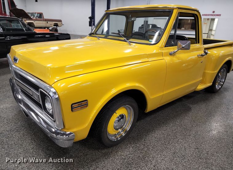 image for item DL6612 1972 Chevrolet  pickup truck