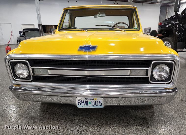 image for item DL6612 1972 Chevrolet  pickup truck