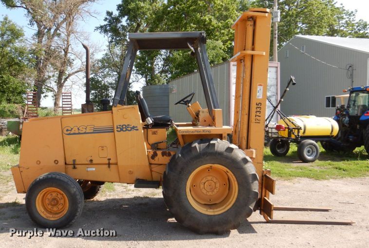 image for item DM2265 1996 Case 585E  forklift