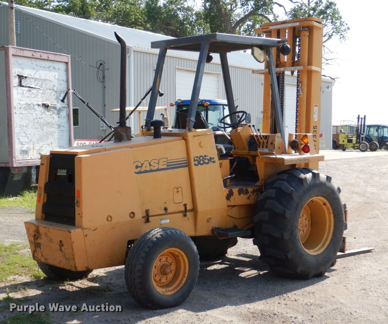 image for item DM2265 1996 Case 585E  forklift