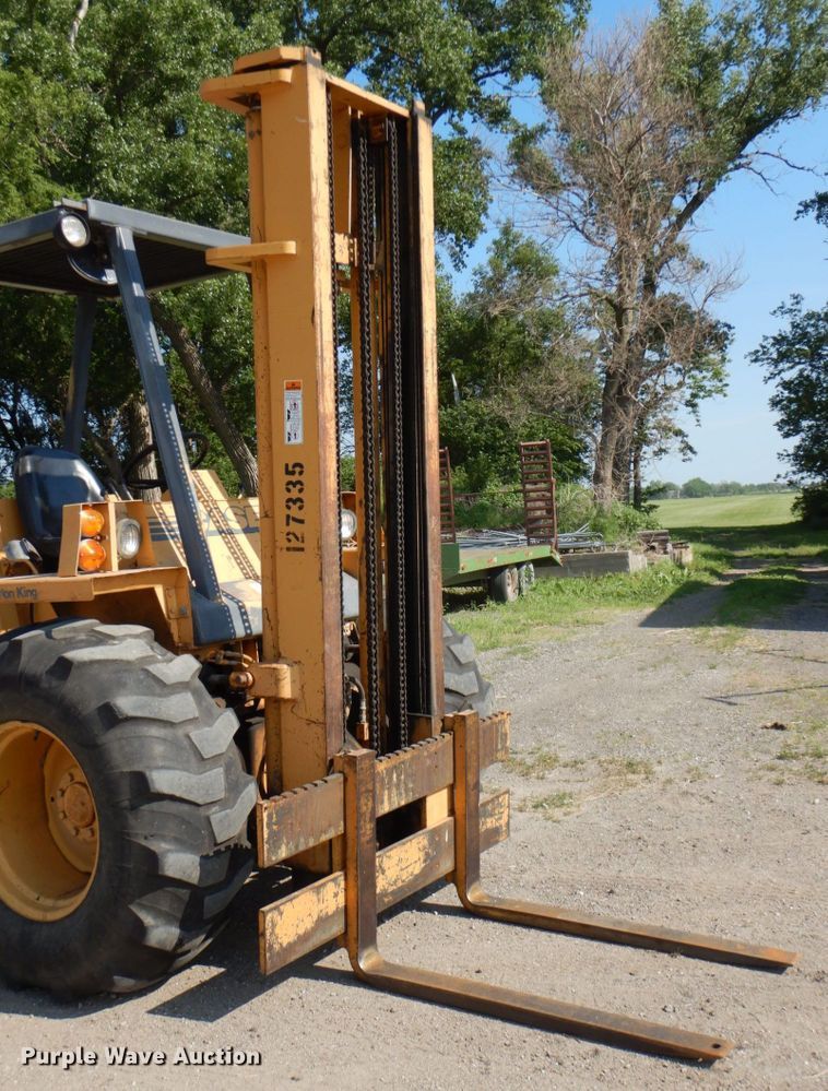 image for item DM2265 1996 Case 585E  forklift