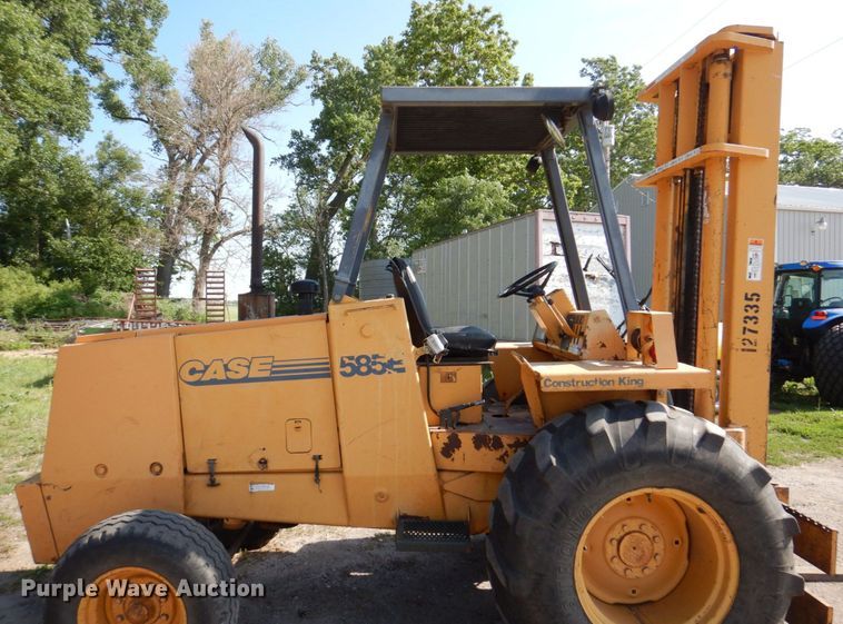 image for item DM2265 1996 Case 585E  forklift