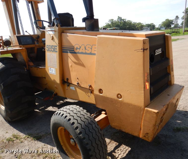 image for item DM2265 1996 Case 585E  forklift