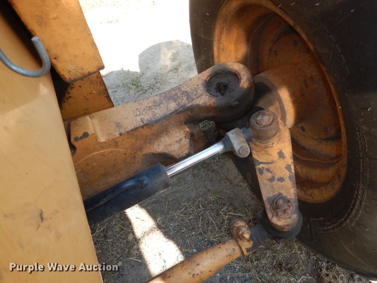 image for item DM2265 1996 Case 585E  forklift