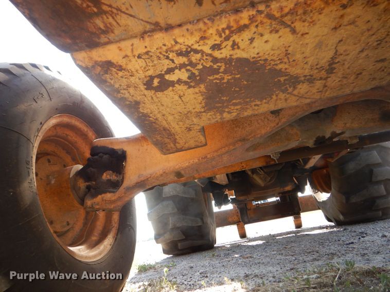 image for item DM2265 1996 Case 585E  forklift