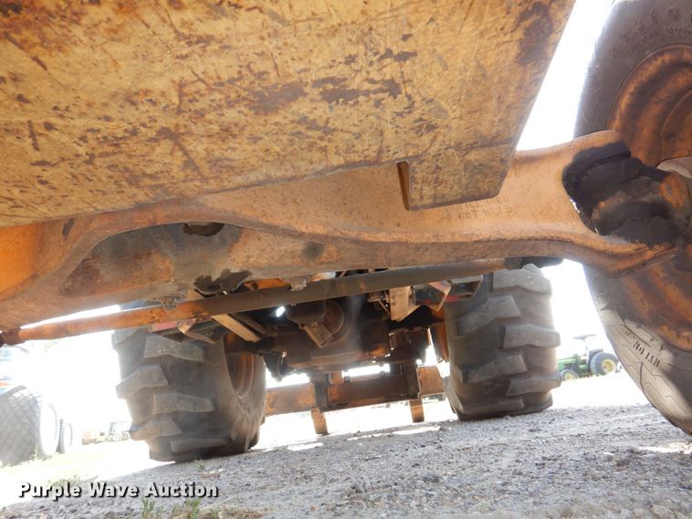 image for item DM2265 1996 Case 585E  forklift