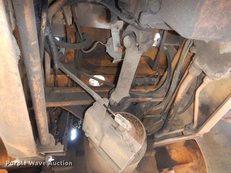 image for item DM2265 1996 Case 585E  forklift