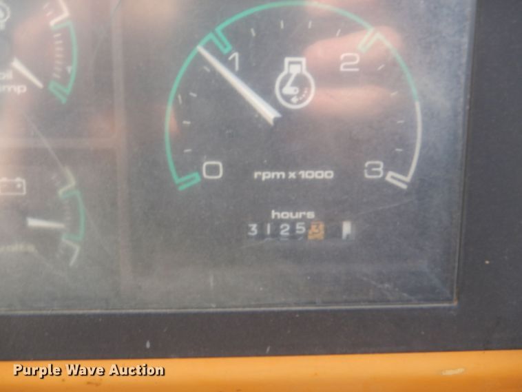 image for item DM2265 1996 Case 585E  forklift