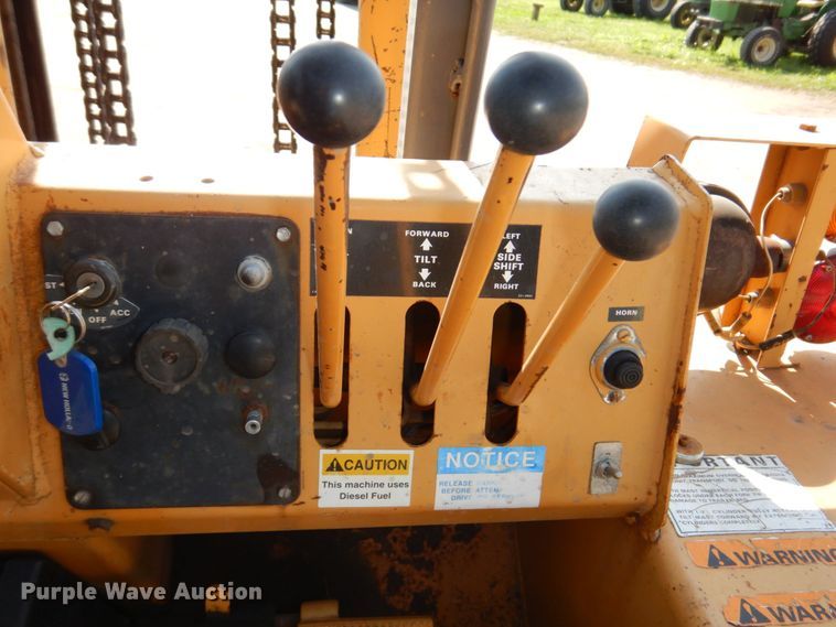 image for item DM2265 1996 Case 585E  forklift