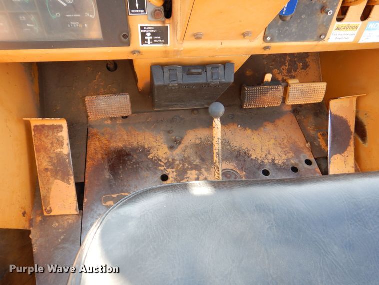 image for item DM2265 1996 Case 585E  forklift