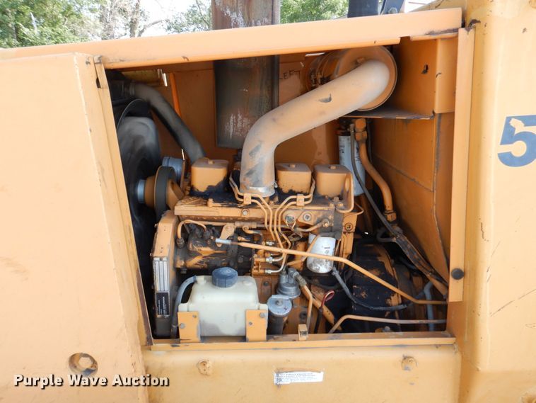 image for item DM2265 1996 Case 585E  forklift